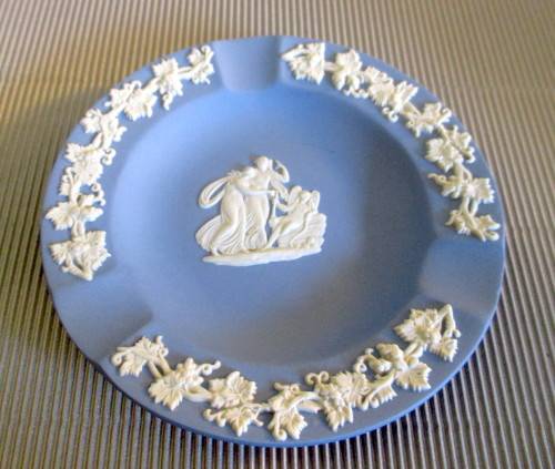 Vintage Wedgwood Jasperware Light Blue Round Ash Tray (3 slots)