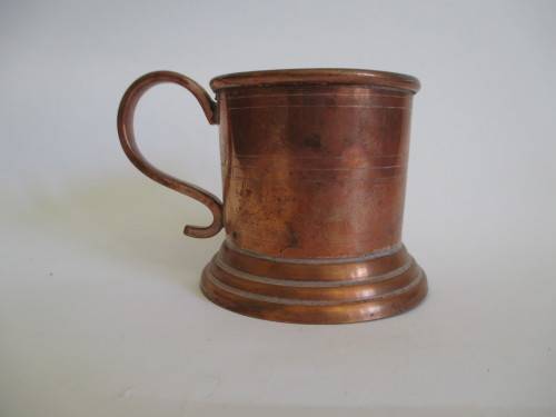 Vintage Red Copper Talism RTH Product Tankard. 65mm high.
