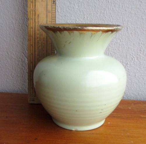 Lovely Vintage Light Green Bubbble Flower Vase. Gold Rim. 140mm high,