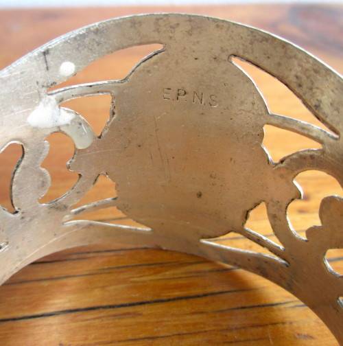 Vintage silver plated serviette/ napkin ring Engraved `Kobus`. Plate worn.