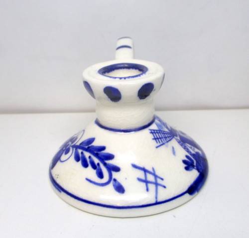 Vintage Taper Candle Holder with Handle Windmill Flowers Delft Blue Holland. 5cm high.