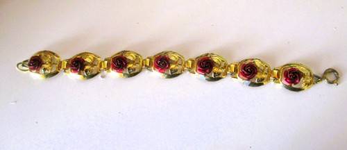 Vintage romantic 7 rose bracelet, metal unknown, 20cm