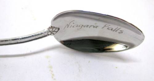 Souvenir Vintage Canada Sterling Silver Collectible Spoon, Engraved Niagara Falls . 5.4g