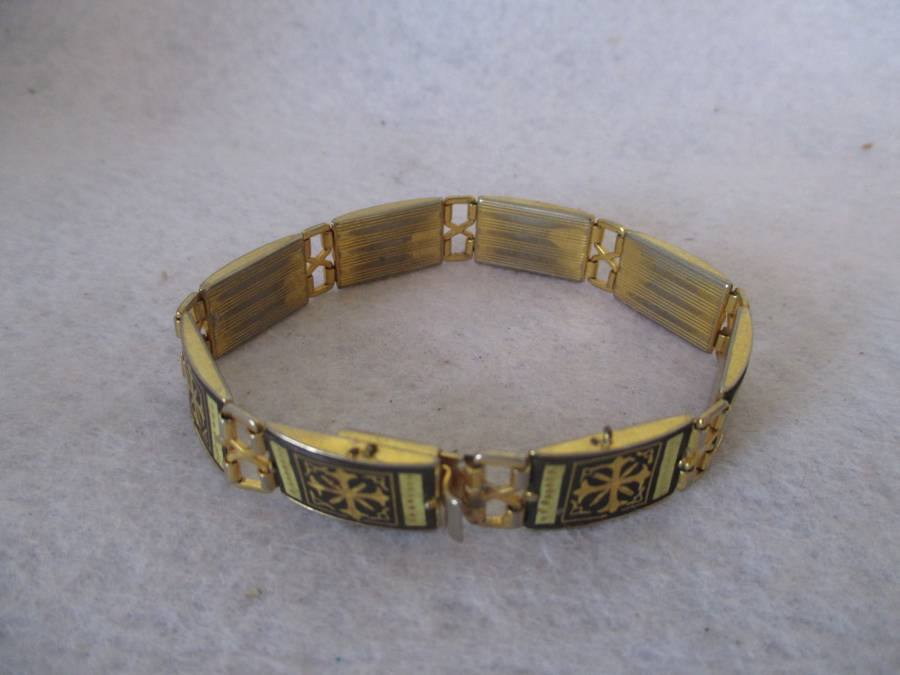 Vintage Damascene Toledo Ornate Gold Square Plaques Bracelet, strong clasp. 20cm