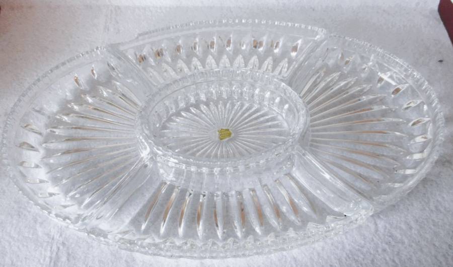 Vintage Set Of 5 Vintage Collectible Unique Decorative Glass Snacks Platter. Note chip, per photo.