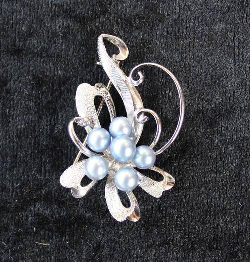 Delicate Silver brooch with Rare Blue Pearl. Marked