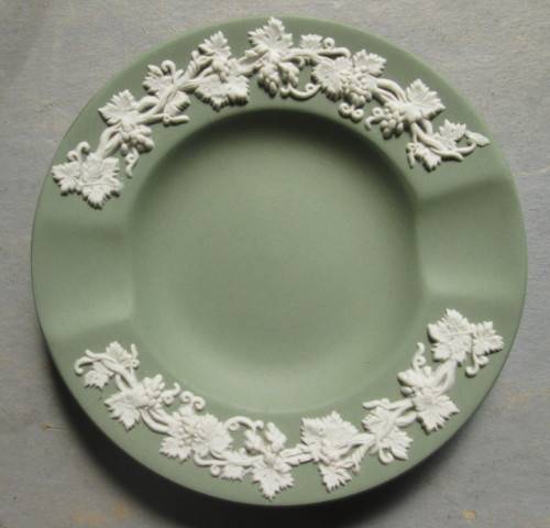 WEDGEWOOD ASHTRAY 9.5CM, ENGLAND