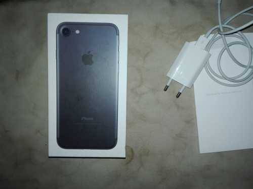 iPhone 7 32GB - Matte Black - 7 Months Old - Free Shipping - Valid Warranty