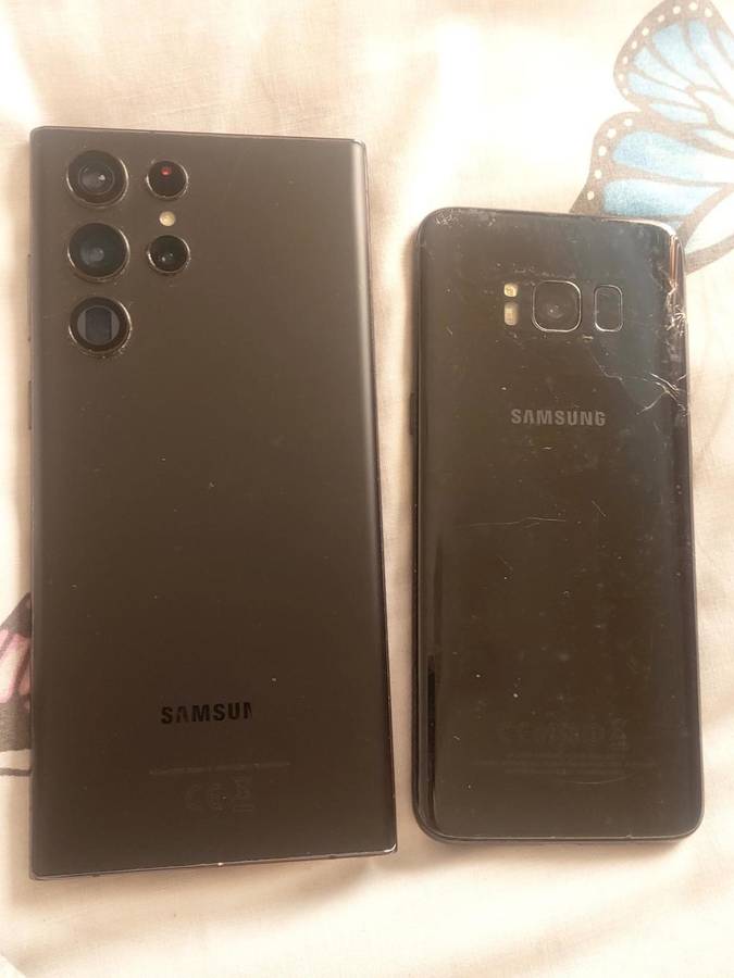 Free S8 phone and Samsung galaxy S22 Ultra 256GB deal