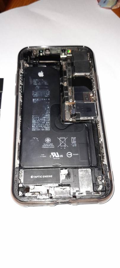 Iphone XS 256GB for spare parts or repair