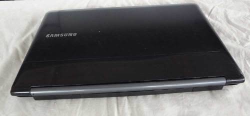 SAMSUNG RC720  CORE i7, 750GB HD, 8GB RAM, WIFI, CAM, 17.3,NVIDIA, WIN 10 Home, ETC