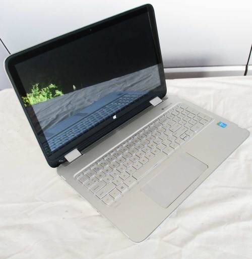 HP ENVY, 4TH GEN CORE i7, 1TB HD, 8GB RAM, TOUCH SCREEN WIFI, CAM, 15.6``, WIN 10 PRO, ETC