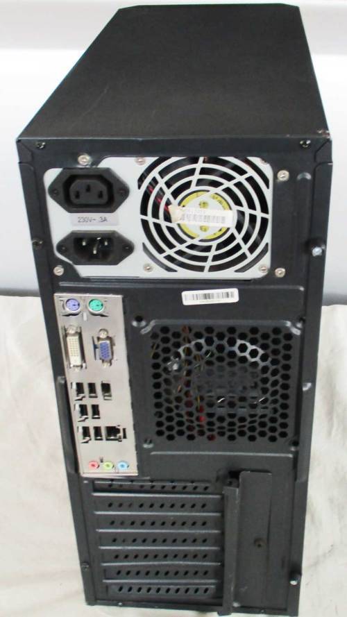 DESKTOP PC INTEL CORE 2QUAD CPU Q8200 , 1GB RAM, 40GBHD, DVD-RW, WIN 10 PRO, ETC