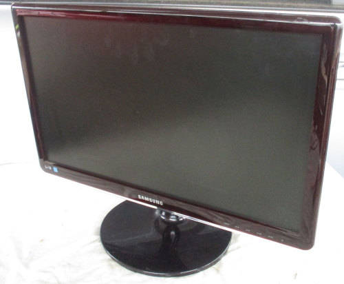FIRESALE Samsung LCD, Model SA24C300L, 24 Inch, VGA, HDMI