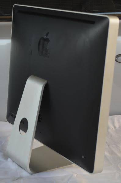 FIRESALE IMac A1224, Intel Core 2Duo 2gb ram, 320gb hd, wifi, cam, mac os version 10.6.8, etc