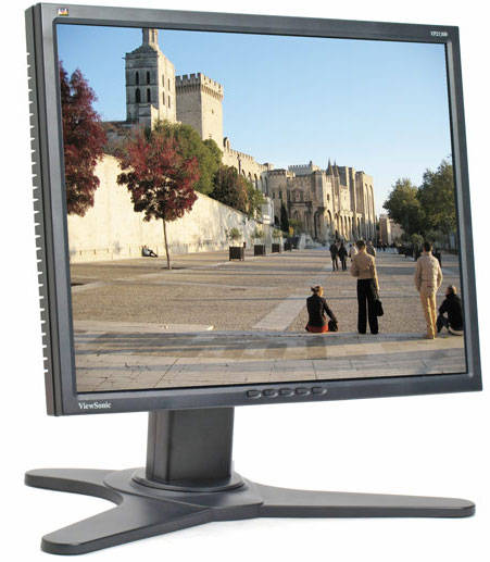 VIEWSONIC VP2130B 22INCH LCD SCREEN DVI / VGA / USB / ROTATE / HEIGHT ADJUSTMENT