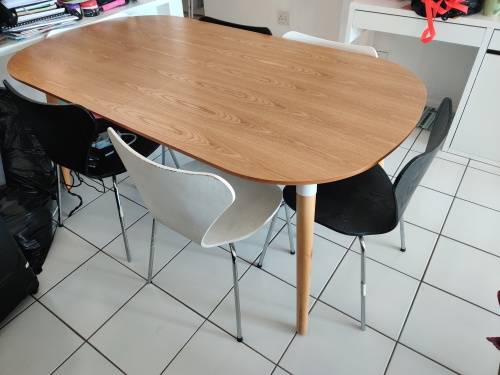Edelweiss 6-8 Seat Oval Extending Dining Table- Oak