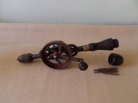 HAND DRILL AND PUSH DRIVER
