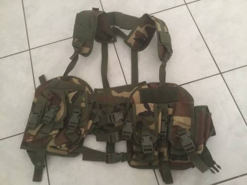Camouflage load bearing combat vest