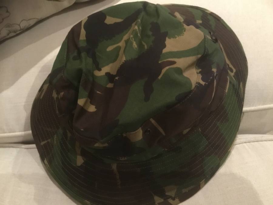 camo  bush hat size 56