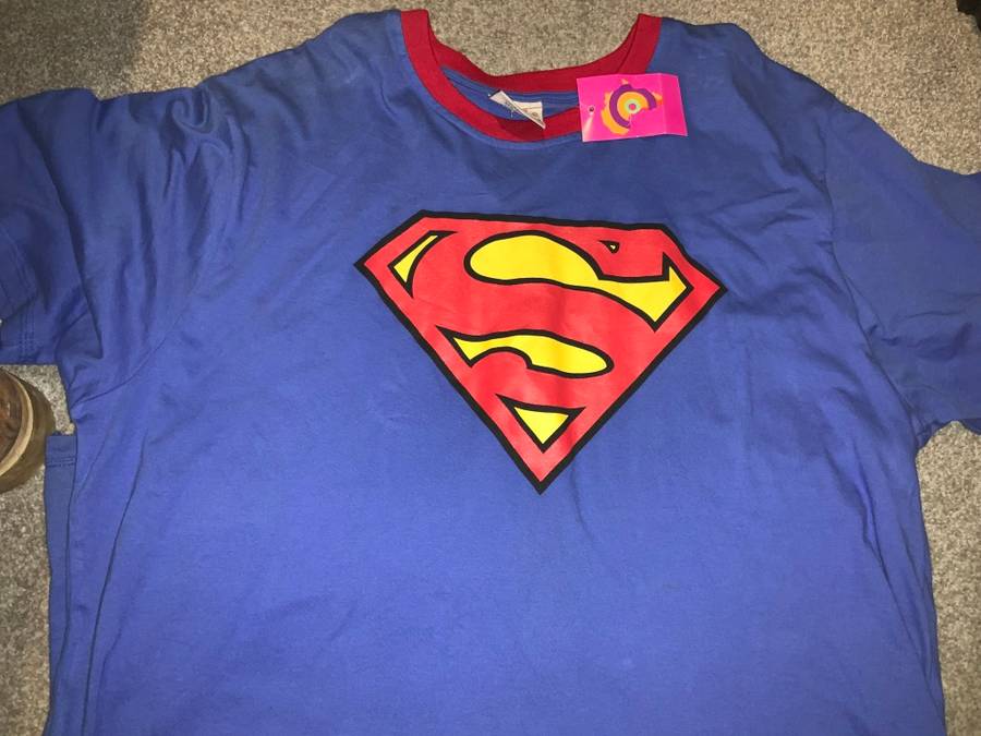 Superman  t shirt size XL