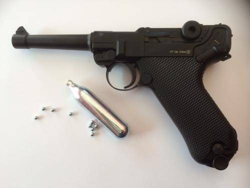 KWC German Luger, Metal CO2, Airgun Blowback, Uses 4.5mm Steel BB'S