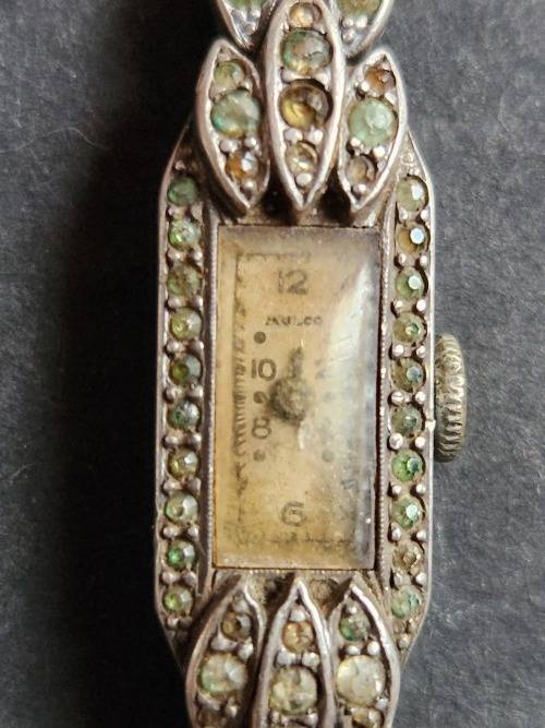 Vintage Ladies Watch (not working) - as per photograph