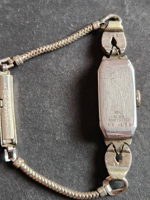 Vintage Ladies Watch (not working) - as per photograph