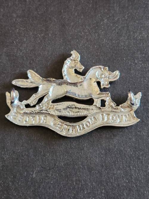 Umvoti Mounted Rifles Cap Badge (white metal) - as per photograph