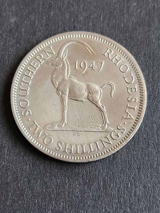 Southern Rhodesia 2 Shillings 1947 - as per photograph