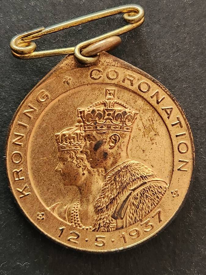 Coronation 1937 Bronze Medallion- as per photograph