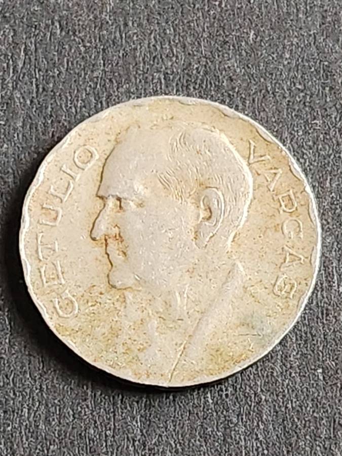 Brasil 300 Reis 1940 - as per photograph