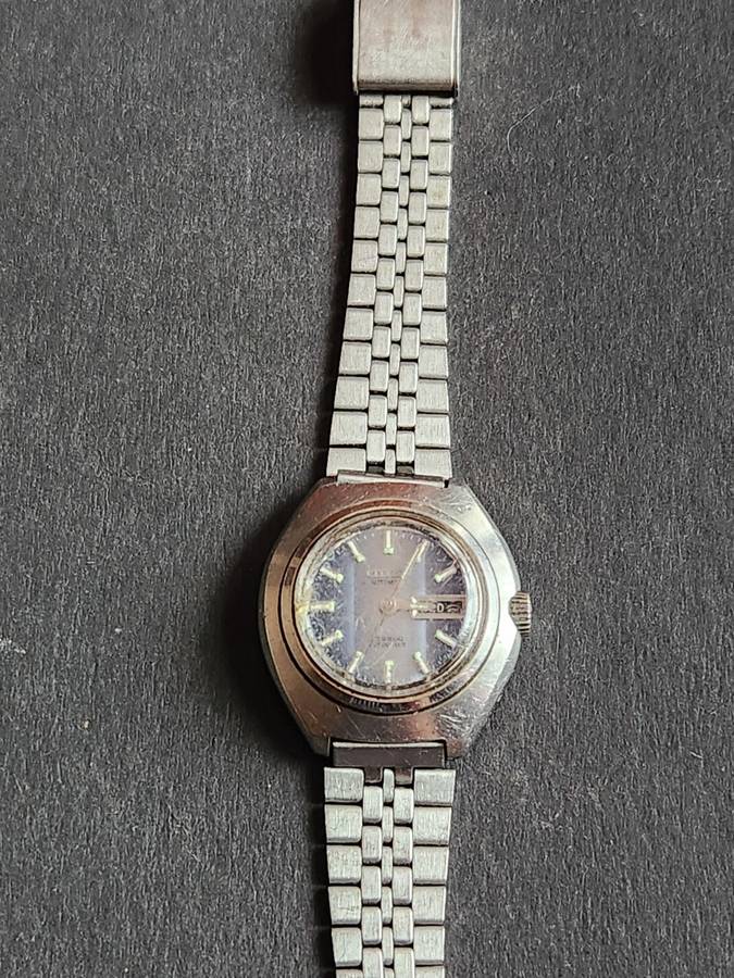 Vintage Ladies Citizen Automatic 28800 17 Jewels Mechanical Wrist Watch (not working)