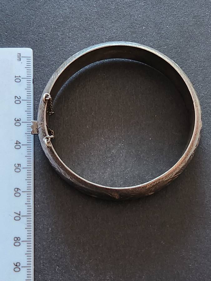 Sterling Silver Bracelet 21.3g (Stamp Sterling .925) nice condition- as per photograph