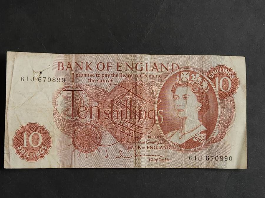 Bank of England 10 Shillings (tear top left side of note) - as per photograph