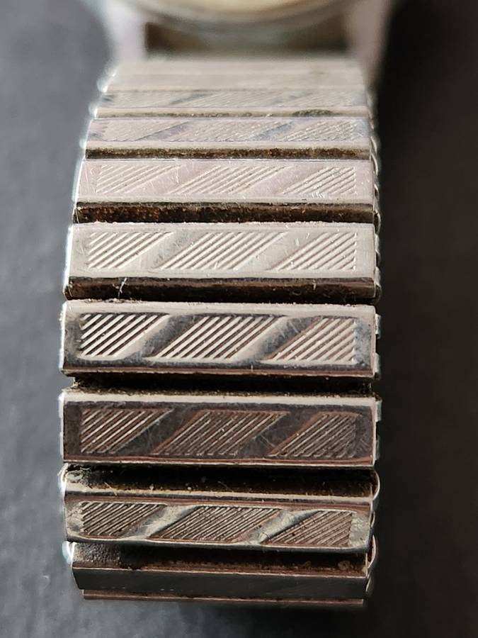 Vintage Men`s Lanco 15 Jewels Shock Proof Wrist Watch (not working)