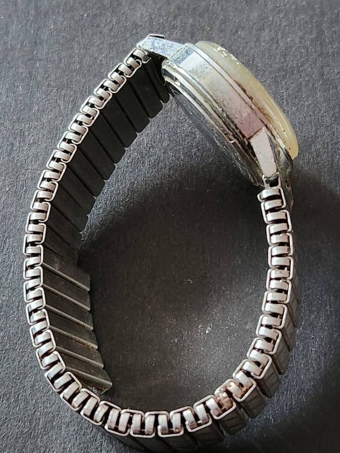 Vintage Men`s Lanco 15 Jewels Shock Proof Wrist Watch (not working)