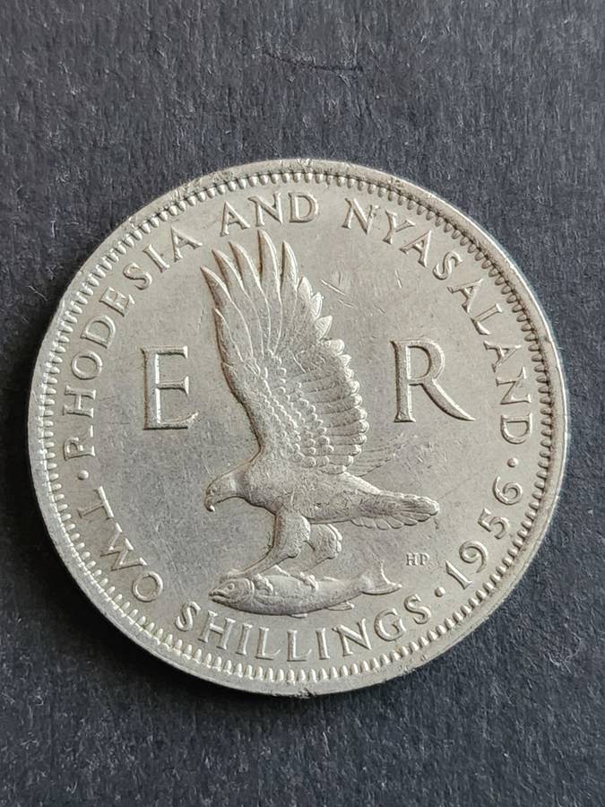 Rhodesia and Nysaland 2 Shillings 1956 - as per photograph