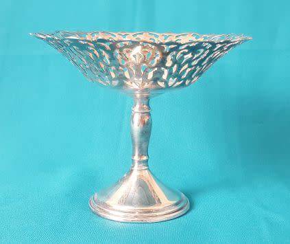 VINTAGE SILVER PLATED SWEETS/ COOKIE BOWL