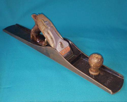 VINTAGE STANLEY BAILEY NO.7 WOODWORKING PLANE (ENGLAND)