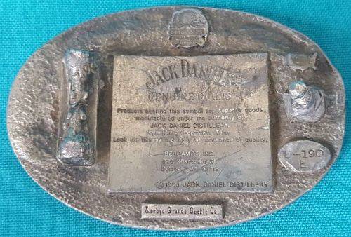1993 "JACK DANIEL'S WHISKEY" METAL + ENAMEL BELT BUCKLE