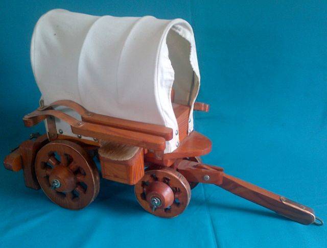 BEAUTIFUL LARGE WOODEN VOORTREKKER "OSSEWA"/ OX WAGON