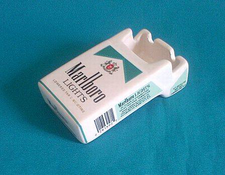 PORCELAIN 'MARLBORO LIGHTS MENTHOL' FLIP-BOX ASHTRAY