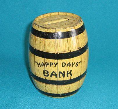 OLD BARREL "HAPPY DAYS" BANK TIN PLATE MONEY/ SAVINGS BOX (USA)