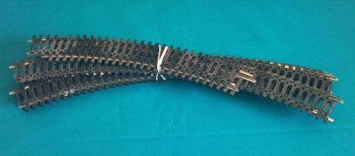 8 ASSORTED ENGLAND HO-SCALE TRAIN TRACKS