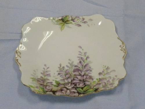 ROYAL STANDARD "WISTARIA" CAKE PLATE