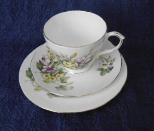 DUCHESS "SPRING" TRIO, MADE IN ENGLAND