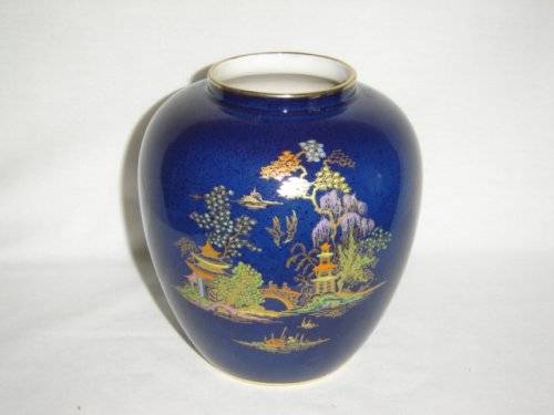 CROWN DEVON VASE