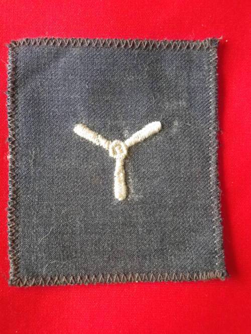 RHODESIA AIR FORCE- LEADING ARICRAFTSMAN EMBROIDERED PATCH FOR SUMMER SHIRT - UDI PERIOD