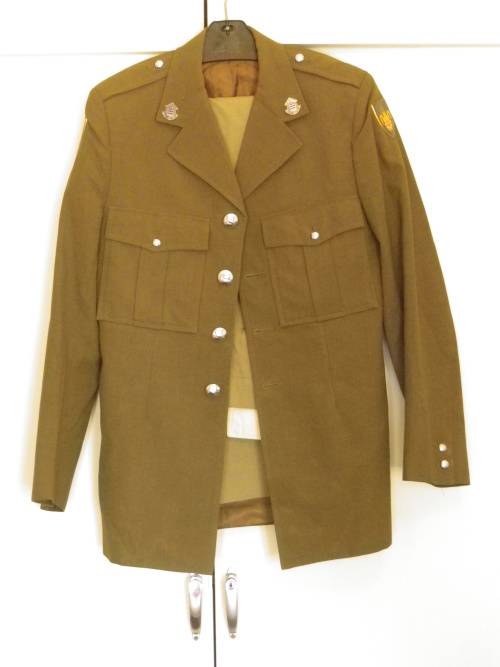 SADF:- ORDNANCE SERVICES CORPS. NO 2 DRESS TUNIC + TROUSERS - INSCRIBED  (Z3131)